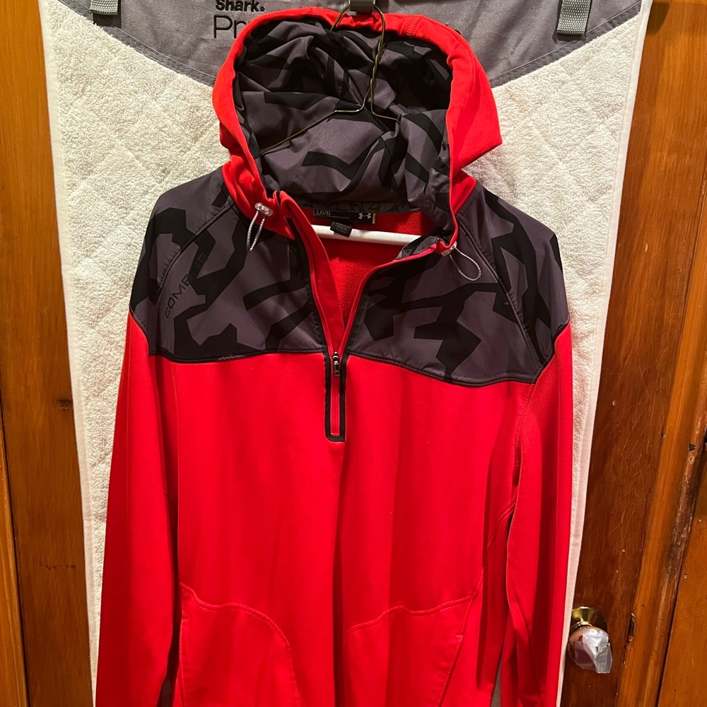 Red Camo hoodie Under Armour